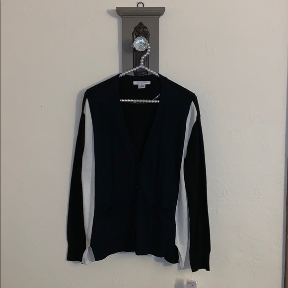 Liz Claiborne Sweaters - Liz claiborne cardigan nwt sweater